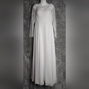 J.J.s House white wedding dress